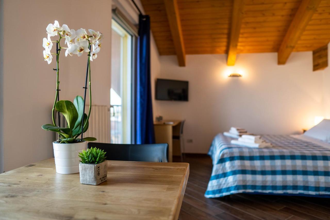 Residence Le Palme Torrazza Piemonte ภายนอก รูปภาพ