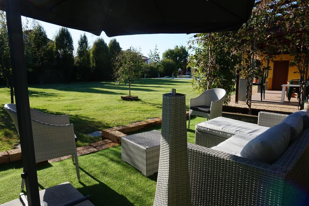 Residence Le Palme Torrazza Piemonte ภายนอก รูปภาพ