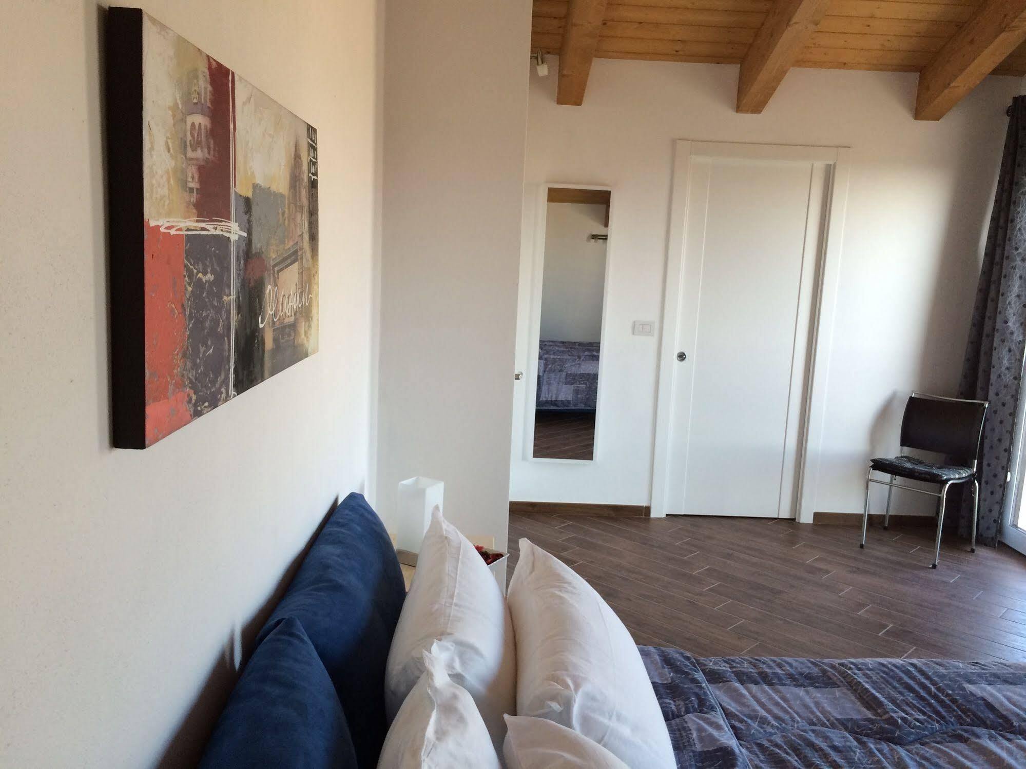 Residence Le Palme Torrazza Piemonte ภายนอก รูปภาพ