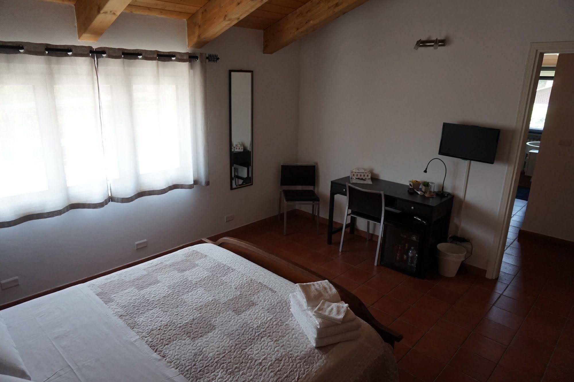 Residence Le Palme Torrazza Piemonte ภายนอก รูปภาพ